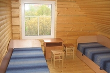 Vasarnamis ant kranto 