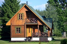 Rąstinis namelis Nr.1.