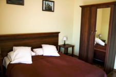 Apartamentai 3 kambarių su virtuve ir lauko terasa 