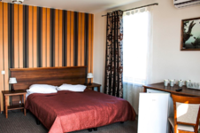 Keturvietis su erdviu balkonu-terasa 