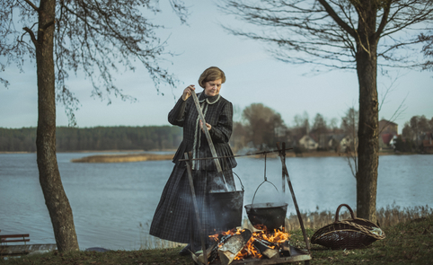 Siūlų dažymo amatas