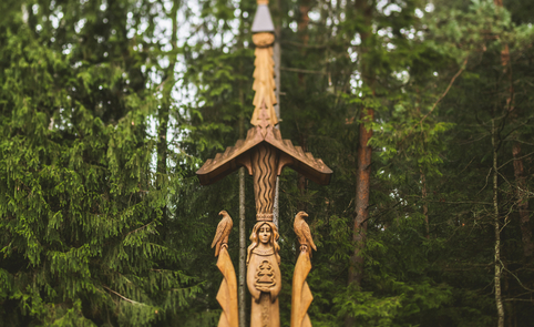 Kryždirbystė ir kryžių simbolika