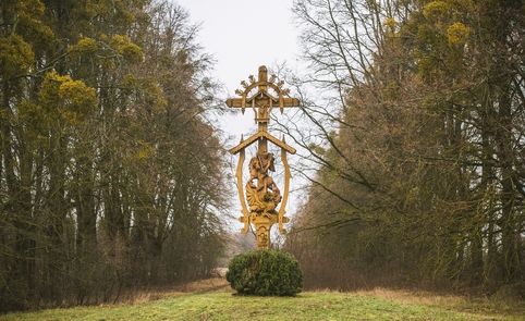 Kryždirbystė ir kryžių simbolika