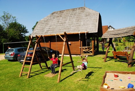 „Žiogų sodyba“