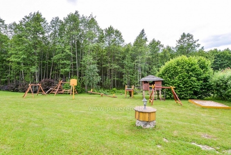 „Radzevičių sodyba“