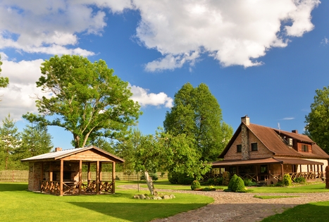 Sodyba „Tarp liepų“