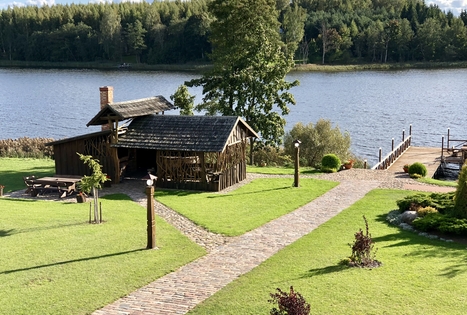 Sodyba — vila „Karališkis“