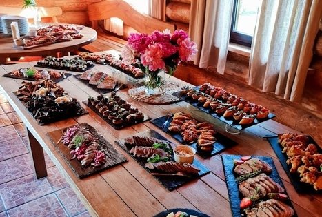 „L. ir S. Sadauskų sodyba“