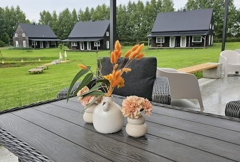 L. ir S. Sadauskų sodyba Vasaros terasa