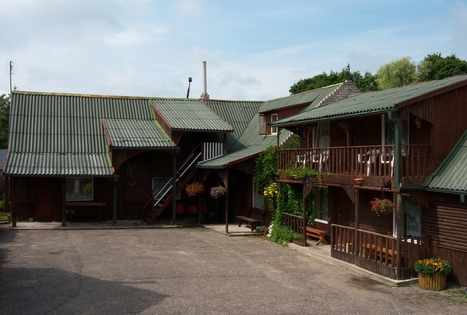 Valės Leipuvienės sodyba