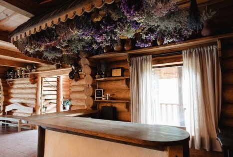 „L. ir S. Sadauskų sodyba“