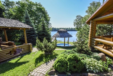 “Vilnojos sodyba“