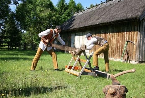 Agluonėnų etnografinė sodyba