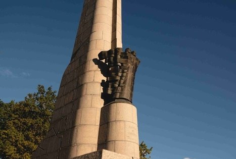 Paminklas Steponui Dariui ir Stasiui Girėnui