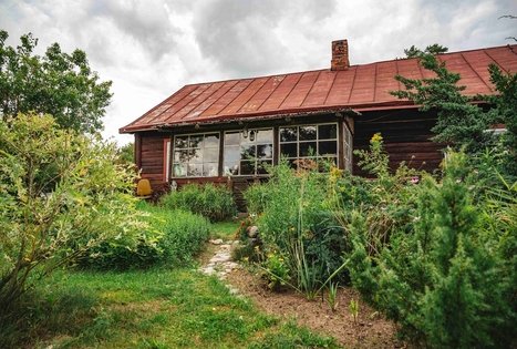 Tautodailininkės Rimantės Butkuvės sodyba