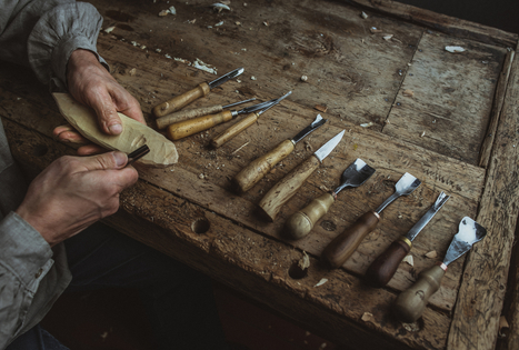 Muzikos instrumentų gaminimo amatas: muzikantai, tapę meistrais