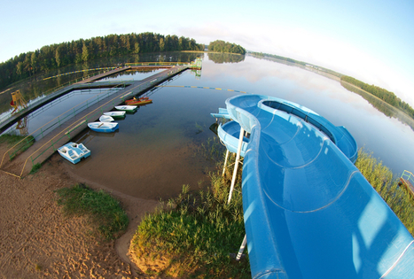 Gavio ežero paplūdimys su vandens šliuožykla
