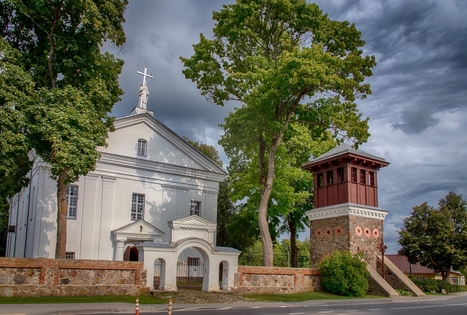 Giedraičių bažnyčia ir varpinė