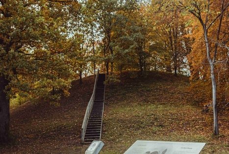 Jaučakių piliakalnis