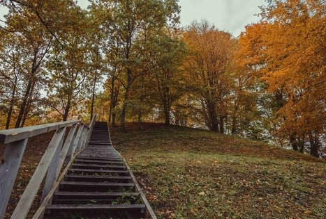 Jaučakių piliakalnis