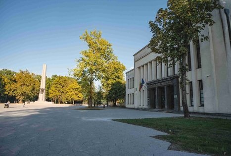 Lietuvos sporto universiteto centriniai rūmai