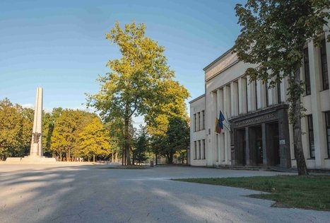 Lietuvos sporto universiteto centriniai rūmai
