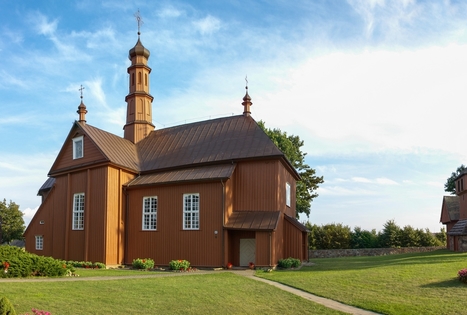 Liolių Šv. Apaštalų Simono ir Judo Tado bažnyčia