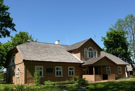 Lazdynų Pelėdos memorialinis muziejus