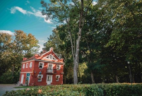 Raudondvario dvaro pilis