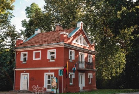 Raudondvario dvaro pilis