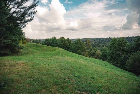 Ročiškės piliakalnis