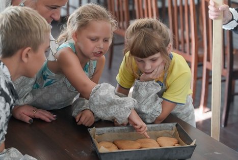 Senovinių meduolių kepimas