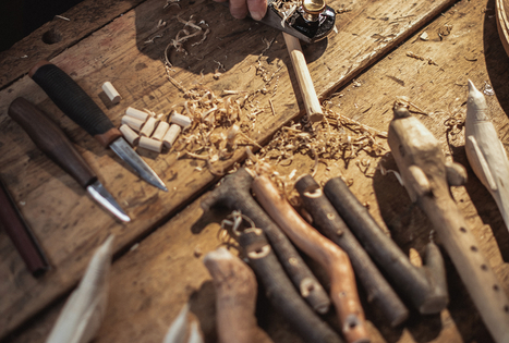 Muzikos instrumentų gaminimo amatas: muzikantai, tapę meistrais