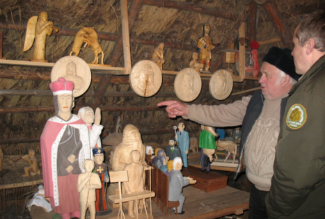 Tautodailininko K. Striaupos klėtelė 