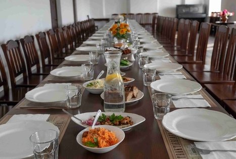 Skėmių traktierius: tradicijų, skonio ir pramogų stotis