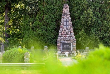 Veisiejų paminklas Lietuvos partizanams atminti