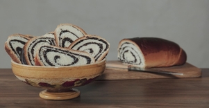 Pyragas „Aguoninis vyniotinis“ „Bernelių užeigoje“