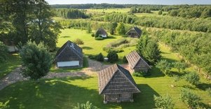 „Ažvinčių sodyba“