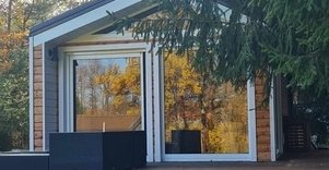 Pirtis, jakuzzi ir baseinas sodyboje netoli Kauno