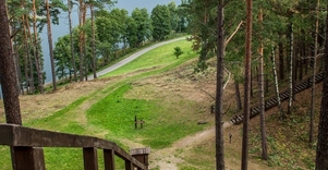 Ginučių piliakalnis