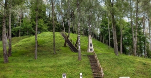 Mažulonių piliakalnis