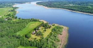 „Lapėnų sodyba“