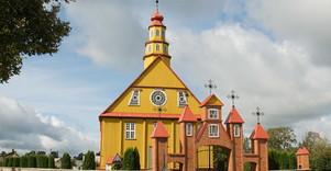 Varnių Šv. Aleksandro parapinė bažnyčia