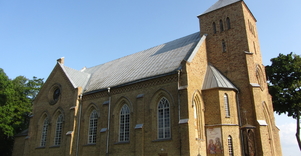 Veprių Švč. Mergelės Marijos rožančinės parapijos bažnyčia